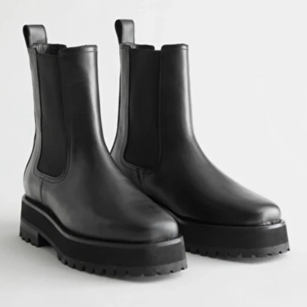 & Other Stories Chunky Square-toe Boots